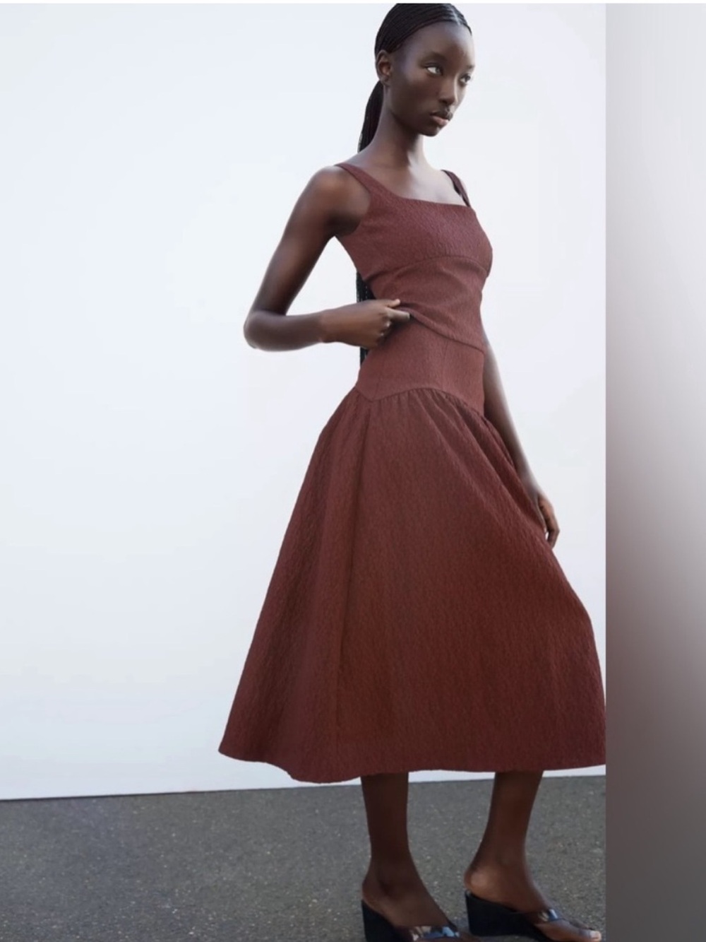 Zara Textured skirt